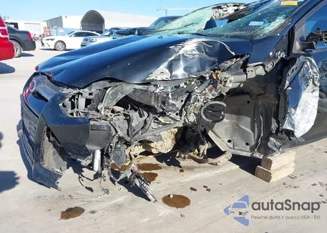 2014 Ford Focus Se z USA, uszkodzony, nr VIN 1FADP3F21EL172668